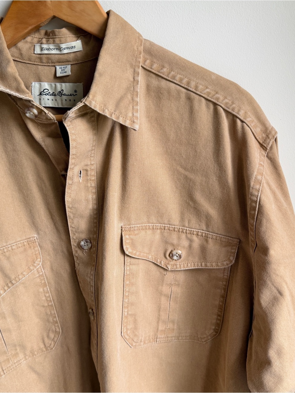 Eddie Bauer Elkhorn Canvas Made in USA Button Down Shirt Mens M 100% Cotton